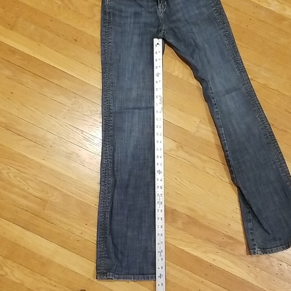 WORN Jeans - Picture 4 of 7